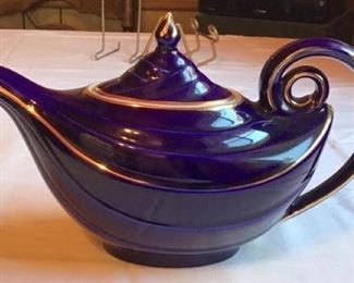 1930s Aladdin Teapot Hall China Company