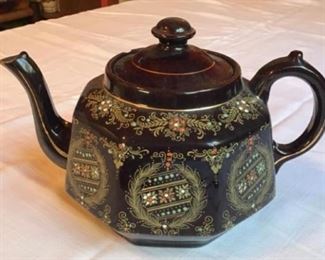 Gibson and Sons Teapot