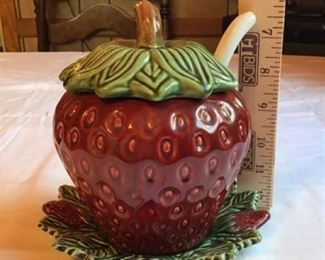 RARE Olfaire Four Piece Vintage Strawberry Pot with Spoon