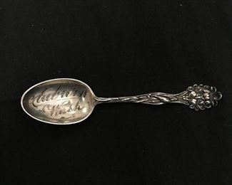 Ornate Floral Decorated 5.5in Long 1.25in Wide Engravable Collectible Sterling Silver Signed; 22 Grams