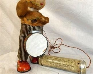 BO RC BARNEY DRUMMING BEAR 
