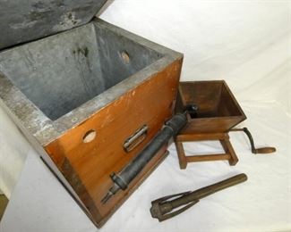 VIEW 2 CLOSEUP PRIM. FRUIT CRUSHER 