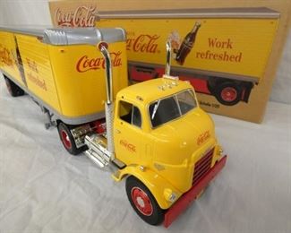 VIEW 2 CLOSEUP ERTL COKE TRUCK W/ BOX 