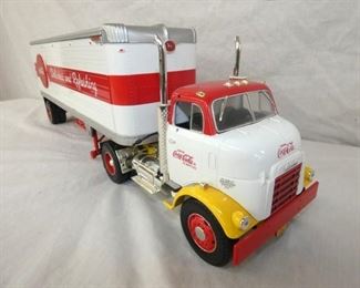 VIEW 2 CLOSEUP COKE TRUCK 
