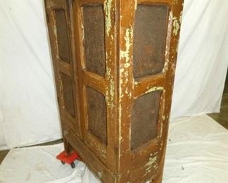 VIEW 2 SIDE VIEW PIE SAFE 