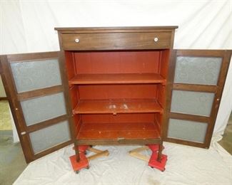 VIEW 2 INSIDE W/ TOP DRAWER 