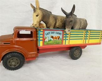 VIEW 2 OTHERSIDE LAZY FARM TRUCK 