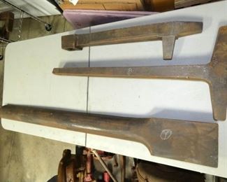 30,38,60IN SHAPING ANVILS 