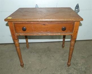 WALNUT 1 DRAWER STAND 
