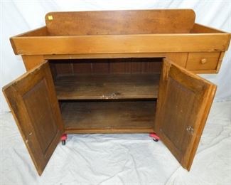 VEIW 3 INSIDE PRIM. DRY SINK 