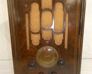 ATWATER KENT 456 RADIO 