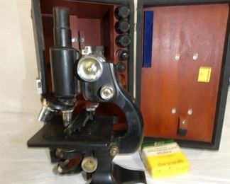 SCIENTIST SPENCER MICROSCOPE 