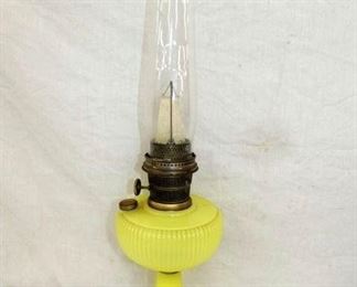 RARE COLOR ALADDIN OIL LAMP 