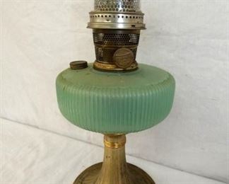 VIEW 2 CLOSEUP BASE ALADDIN OIL LAMP 