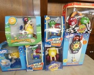 M&M COLLECTION FIGURES 
