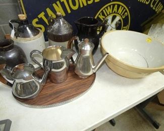 STONEWARE, LG BATTER BOWL, ETC 