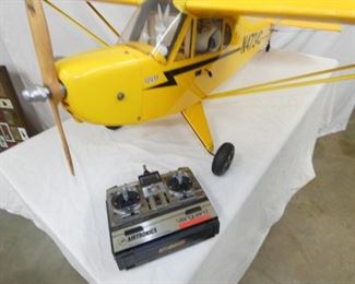 VEIW 3 CLOSEUP REMOTE AIRPLANE 