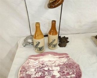STORE DISPLAYS, STONEWARE, PLATER 