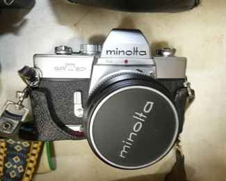 MINOLTA CAMERA 