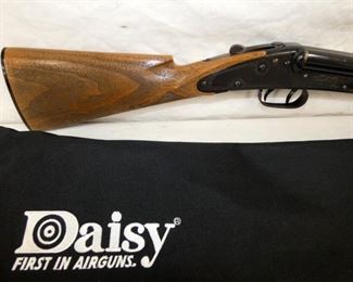 VIEW 2 CLOSEUP DAISY STOCK 