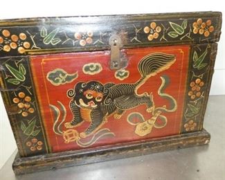 ORNATE TOIL PAINTED BOX 