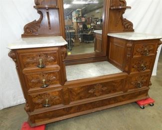 VIEW 3 WALNUT W/ MARBLE INCERTS 