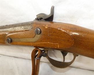 VIEW 6 REPLICA CIVIL WAR RIFLE 
