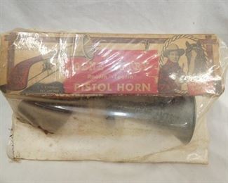 OLD STOCK HOPALONG HORN W/ BOX 