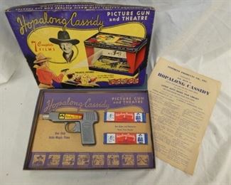 HOPALONG CASSIDY MAGIC PICTURE GUN W/BOX