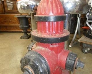 26IN RED WOOD CO. FIRE HYDRANT 