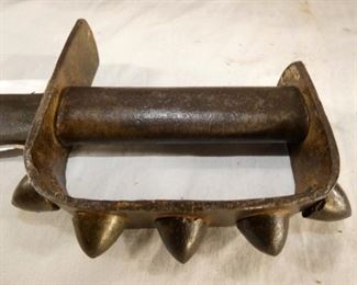 VIEW 2 CLOSEUP WWI TRENCH KNIFE 