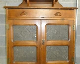 4 TIN PRIM. PIE SAFE W/ BACKSPLASH 