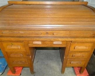 54IN OAK C ROLL TOP DESK 