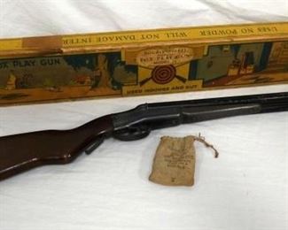 RARE MODEL 25 FOX PLAY GUN 