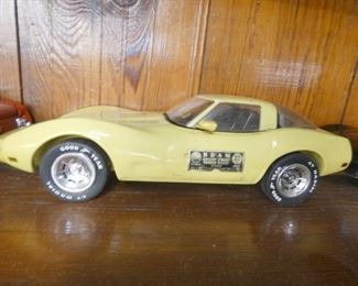 14IN. CORVETTE Jim Beam DECANTER 