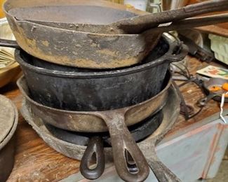 various cast iron cookware