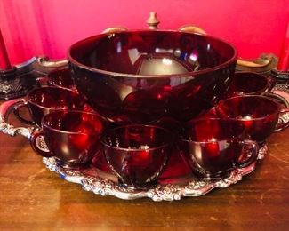 Punch Set
Royal Ruby
by ANCHOR HOCKING