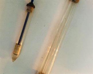 ANTIQUE 1800S GLASS TUBE VTG DOCTOR'S MEDICAL SYRINGE INJECTION INSTRUMENTS
The small one has a cobalt glass plunger.