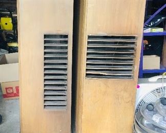 speakers for the organ