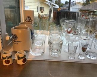 Glasses, Barware.