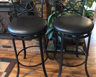 Swivel bar chairs. Like new