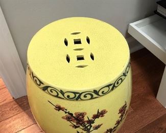 Ceramic Asian Garden Stool made in Taiwan 17.5" tall x 9.75" across the top and 12.5" at the widest point $50