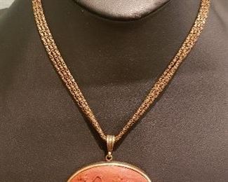 High End Extasia Cameo Necklace