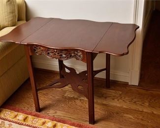 21. Traditional Style Drop Leaf Side Table