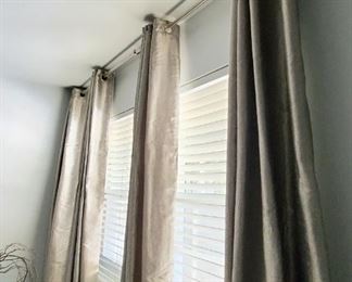 Curtains and Rods in all rooms are available!!