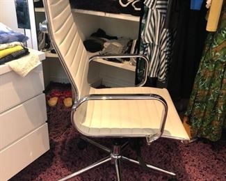 Lots of men's & women's clothes & chair