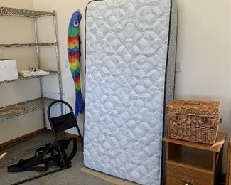 Twin mattress with frame new