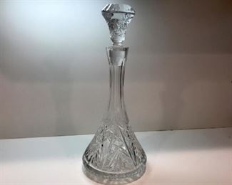 Extremely well done, tall decanter