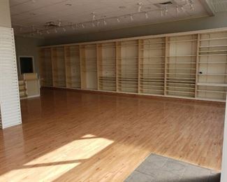 Lot of wall shelving units - Yankee Candle