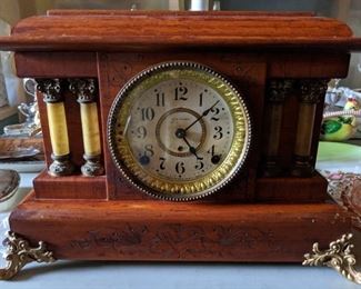 Seth Thomas mantel Clock